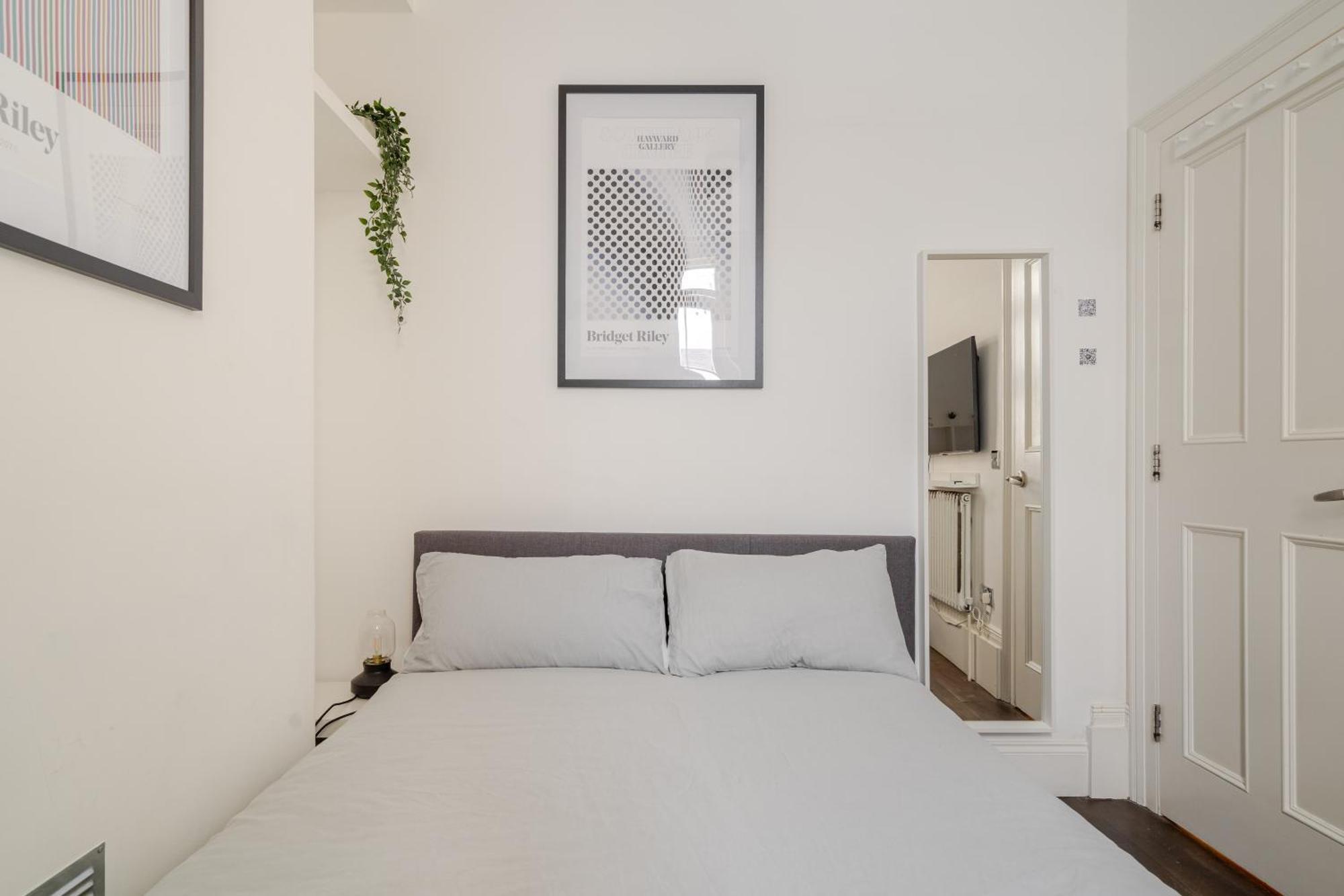 193vbr With Shared Bathrooms *