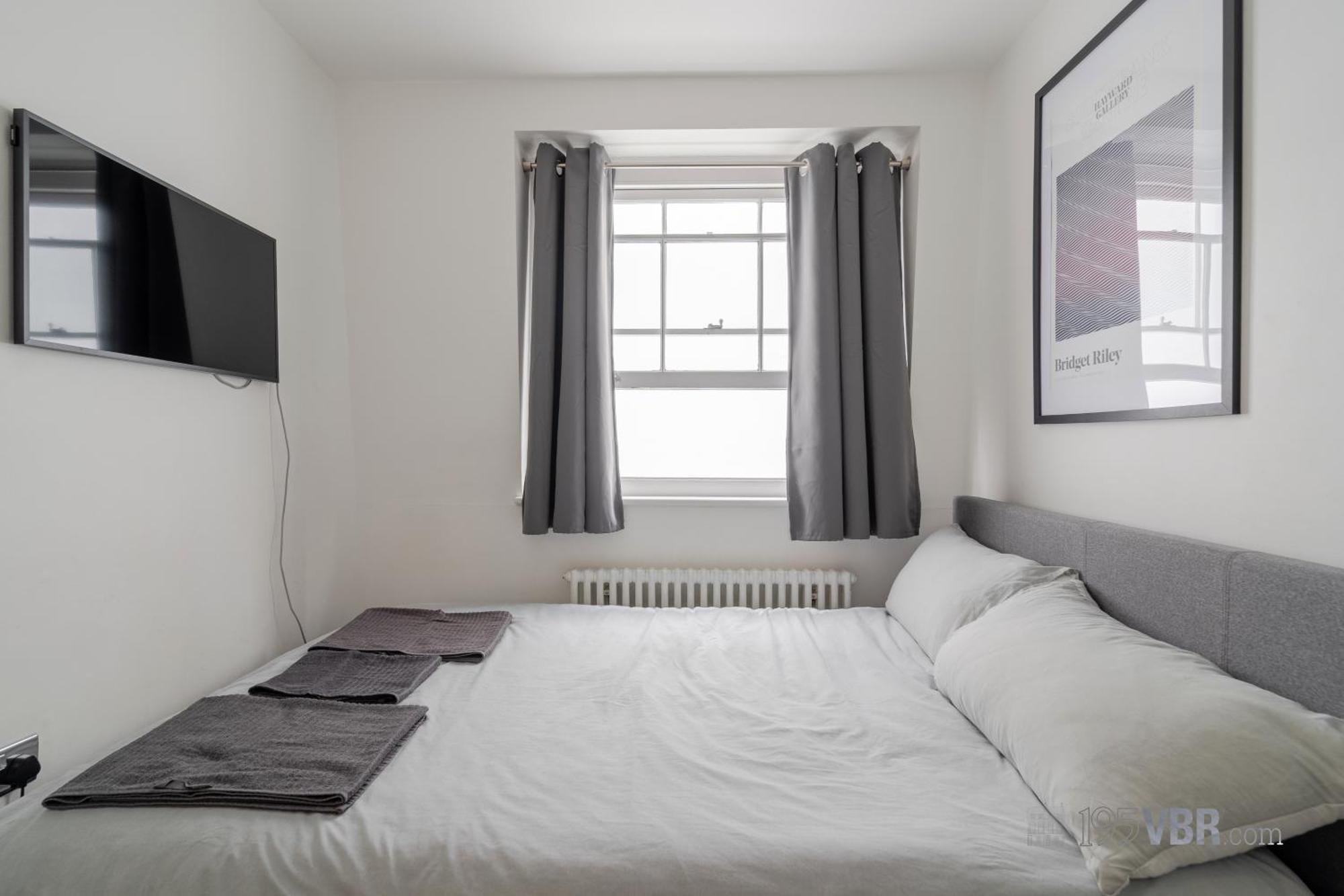 193vbr With Shared Bathrooms London
